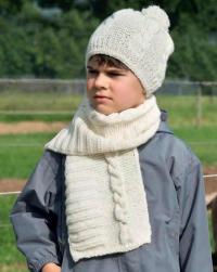 Как вязать детский шарф и шапку с завязками и помпоном