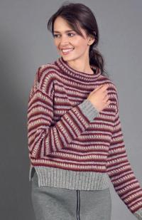 Как связать спицами полосатый пуловер с разрезами по бокам