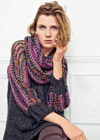 Как связать спицами свободный пуловер с цветными рукавами и шарф-хомут