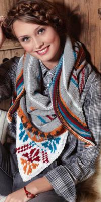 Как связать спицами цветной платок  в этно стиле