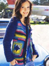 Как связать крючком цветной пуловер из квадратов