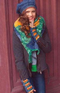 Как связать крючком платок в стиле "пэчворк" в комплекте с классическим беретом и митенками