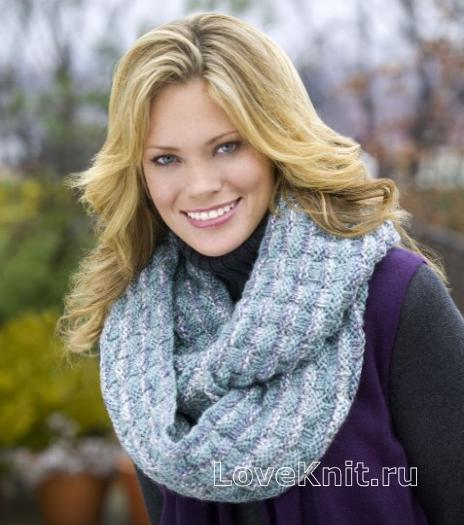 Как связать спицами шарф-снуд из меланжевой пряжи