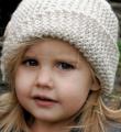  детская шляпка с косым отворотом и пуговицами фото к описанию