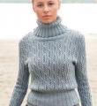 Спицами ажурный свитер с высоким воротником фото к описанию
