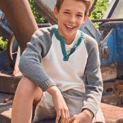 Как связать  трехцветный джемпер для мальчика