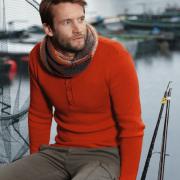 Как связать для мужчин приталенный мужской пуловер с пуговицами