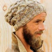 Как связать для мужчин свободная шапка-колпак с косами
