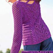 Как связать спицами ажурный пуловер с переплетениями на спине
